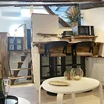 Loft Unique Romantique & Balneotherapie Apartment