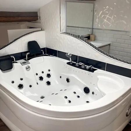 Apartamento Escapade Romantique&balnéo *