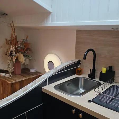 Loft Unique Romantique & Balneotherapie Apartment