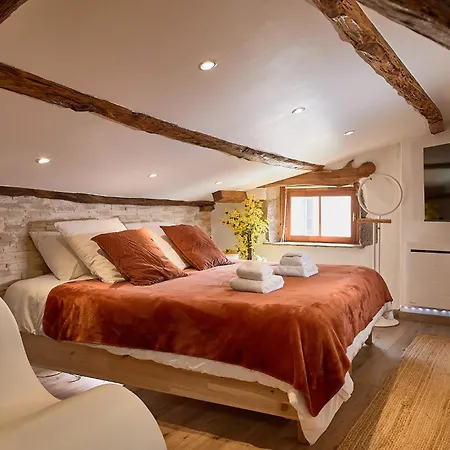 Apartment Loft Unique Romantique & Balneotherapie *